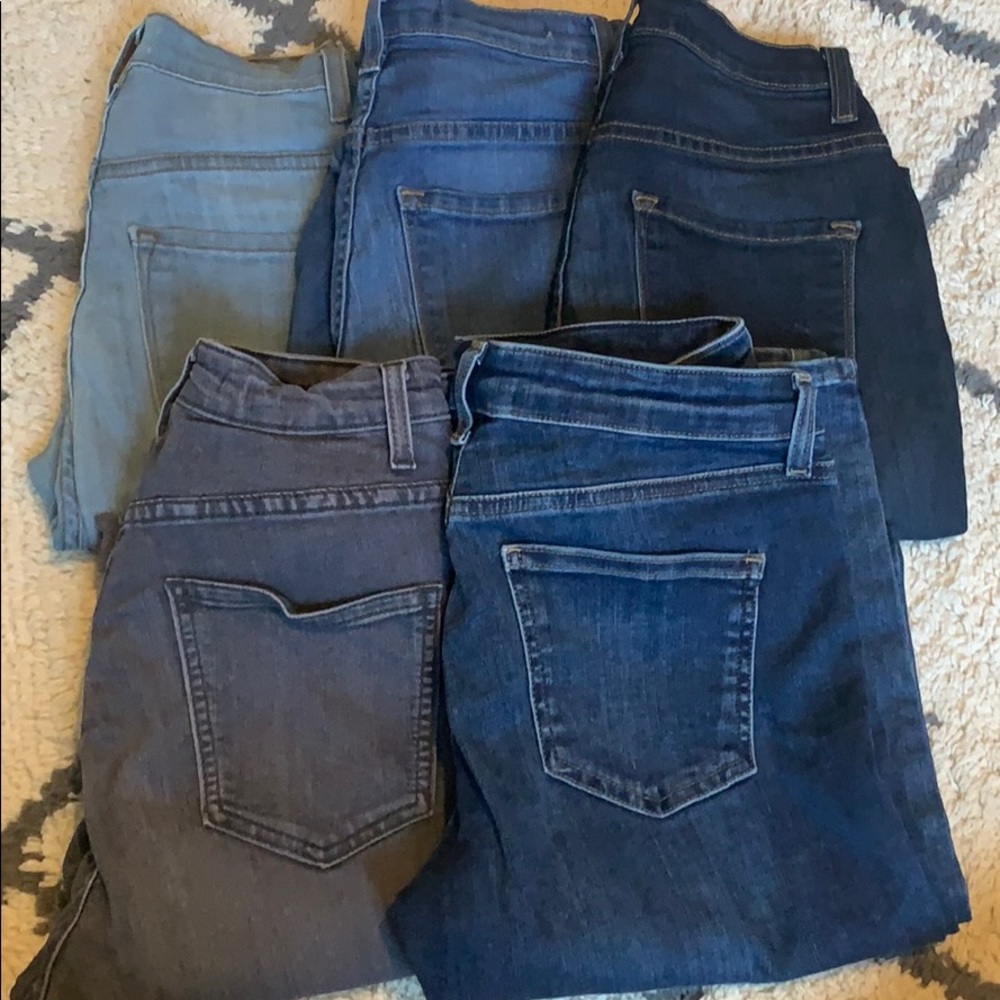 5 pairs of Fashion Nova high wasted jeans size 7